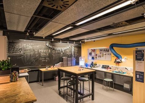 Home Makerspace, Maker Space Ideas, Maker Space Design, Makerspace Organization, Makerspace Furniture, Biofilic Design, Makerspace Design, Makers Space, Maker Labs