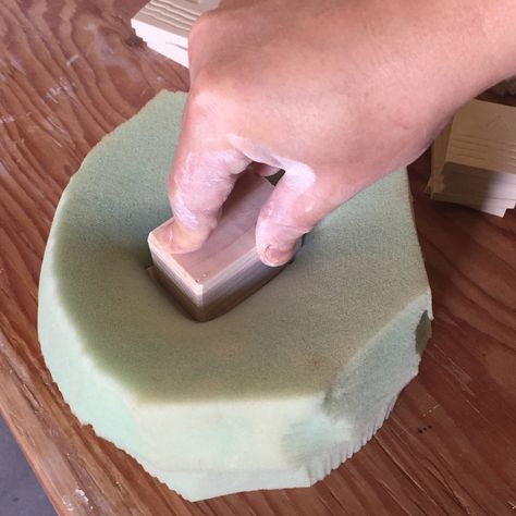 Easy Glaze Recipe, Glaze Test Tiles, Beginners Ceramics, Amaco Glazes, Beginner Pottery, Ceramic Glaze Recipes, Glazing Techniques, Air Dry Clay Projects, Pottery Videos