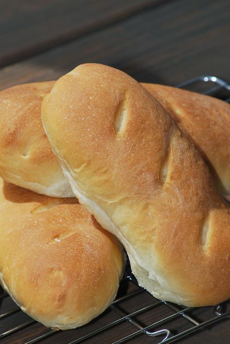 jimmy john's bread copycat - easy, soft, lovely Jimmy Johns Bread Recipe, Jimmy Johns Bread, Loaves Of Bread, Jimmy Johns, Hoagie Rolls, Sandwich Bread Recipes, Roll Recipe, Bread Machine Recipes, Delicious Bread