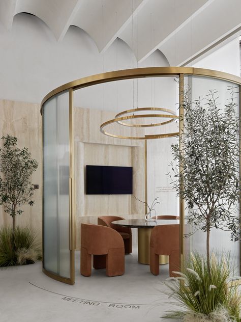 Sales Office Design, Office Booth, Boho Office, Warehouse Design, Glass Office, Interior Design Sketches, Showroom Interior Design, Luxury Office, Sales Office