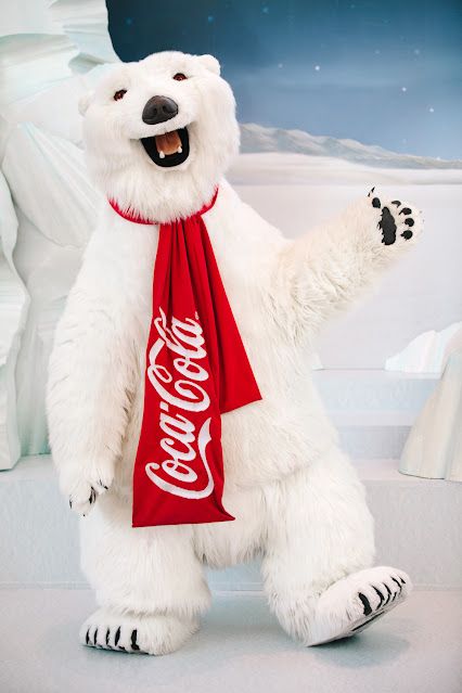 Coca Cola Poster, Cocoa Cola, Coca Cola Bear, Coke Ad, Coca Cola Decor, Coca Cola Polar Bear, Coca Cola Christmas, World Of Coca Cola, Bear White