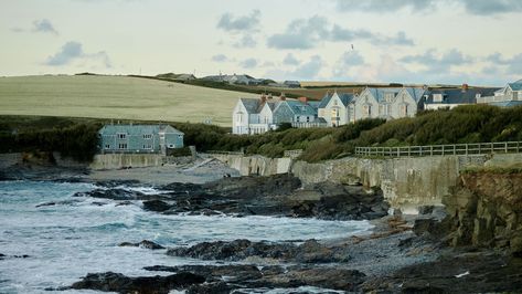 Inside a heavenly group of cottages for rent, perched on a Cornish clifftop | House & Garden Georgian Cottage, London Terrace House, Hamptons Beach House, Flat House, Century Farmhouse, Georgian House, Plain English, North Cornwall, Porch Doors