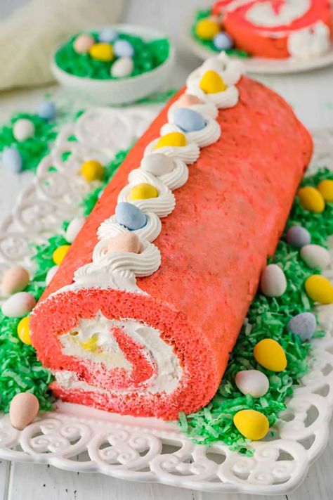 Easter Egg Cake Roll Recipe Easter Cake Roll, Cute Easter Desserts, Strawberry Roll Cake, Bunny Cakes, Easter Egg Cake, Fruity Dessert, Easter Meal, Easy Easter Desserts, Easter Party Ideas