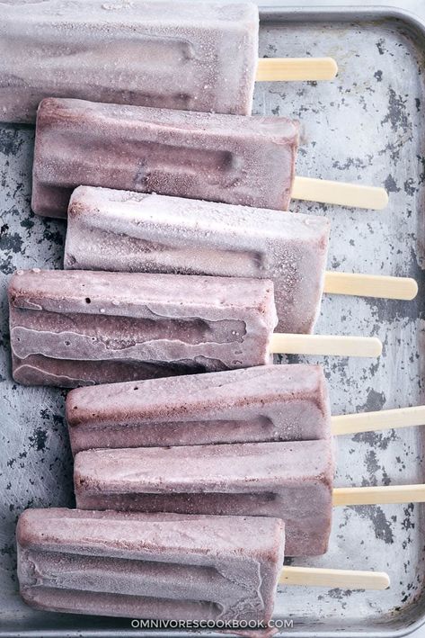 Creamy Red Bean Popsicles (红豆冰棍) | Omnivore's Cookbook Red Bean Dessert, Ice Cream Bars, Sweet Red Bean, Chinese Dessert, Ice Cream Popsicles, Red Bean, Popsicle Recipes, Asian Desserts, Almond Cookies