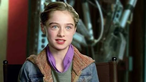 Tomorrowland Movie, Raffey Cassidy, Age 10, Girl Inspiration, Tv Girls, Pretty Eyes, Dance Outfits, Girl Face, Blue Eyes