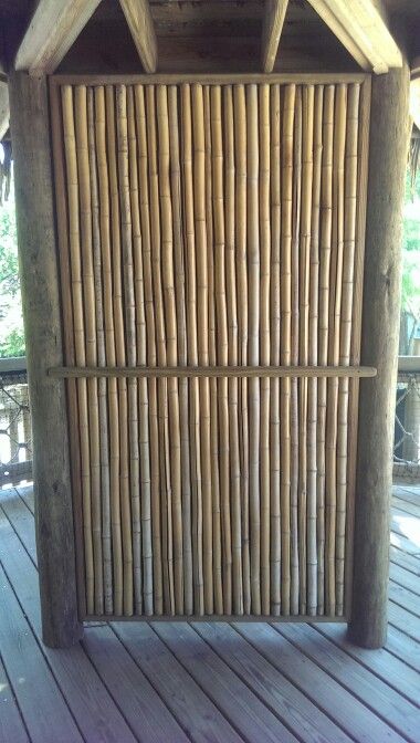 Bahay Kubo Design, Bamboo Garden Fences, Bamboo Wall Art, Landscape Stairs, Terrasse Design, Hut House, Bamboo Panels, Boho Patio, Bamboo Construction