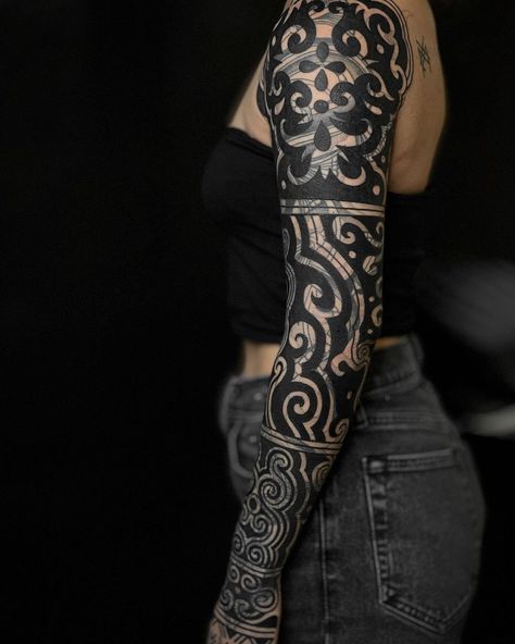 Ornamental Tattoo Cover Up, Blastover Tattoo Sleeve, Sleeve Coverup Tattoo, Geometric Blackwork Tattoo, Blast Over Tattoo Cover Up, Black Out Tattoo Designs, Black Coverup Tattoo, Ornamental Sleeve Tattoo, Ornamental Tattoo Sleeve