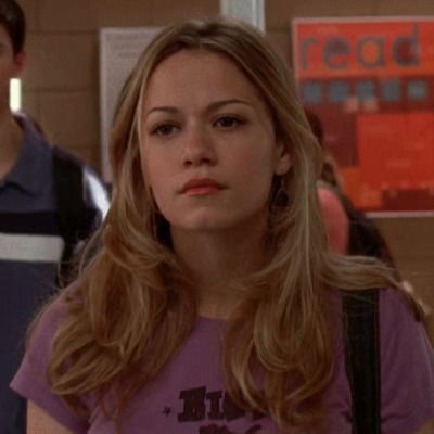 One Tree Hill Hairstyles, Haley One Tree Hill Hair, Haley James Hair, Hayley James Scott Hair, Bethany Joy Lenz Hair, Haley James Scott Hair, Brooke Davis Hair, Nails Jewellery, 2023 Energy