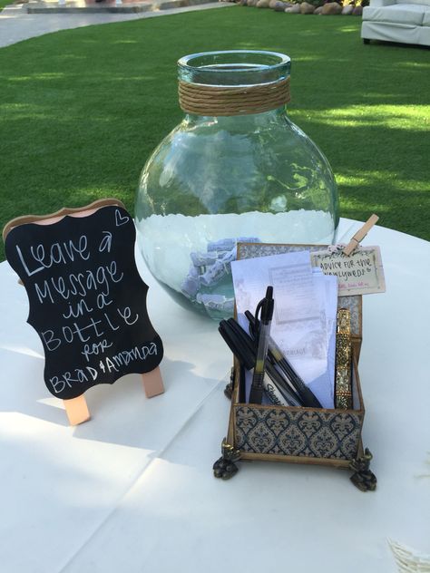 Message in a bottle. A unique alternative to your typical guest signing books :) Birthday Message Board, Sparklers Send Off, Wedding Guest Activities, Diy Guest Book, Rustic Wedding Ideas, Wedding Messages, Sparkler Send Off, Wedding Bottles, Birthday Message