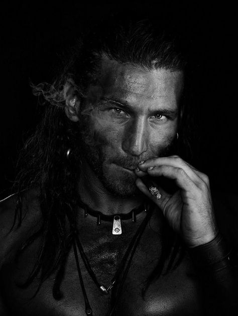 Charles Vane - Black Sails Charles Vane Black Sails, Zack Mcgowan, King Roan, Black Sails Starz, Zach Mcgowan, Charles Vane, Captain Flint, Golden Age Of Piracy, Starz Series