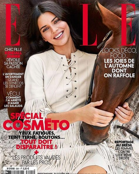 Work it: Kendall Jenner appeared to put the drama behind her as she posed up a storm on th... Kily Jenner, France October, Mode Chanel, Jenner Sisters, Kylie Jenner Outfits, Fashion Magazine Cover, Fashion Cover, Vogue Covers, Jenner Outfits