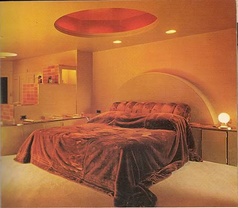 The 70s Make-Out Pad | Flickr - Photo Sharing! 80s Interior Design, 70s Interior Design, 80s Interior, 70s Interior, Retro Bedrooms, Retro Interior Design, 70s Home, Living Vintage, 70s Home Decor