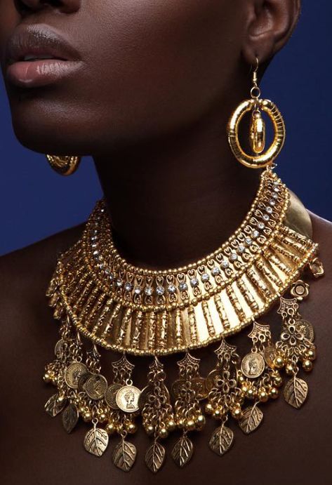 Witches Steeped In Gold, Gold Jewelry On Black Skin, African Gold Aesthetic, African Queen Aesthetic, Gold African Jewelry, African Jewelry Aesthetic, African Jewelry Traditional, Golden Accessories Aesthetic, African Asethic