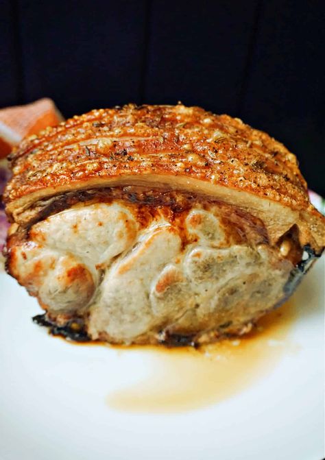 Pork Loin Cooking Time, Best Pork Crackling, Roast Pork Crackling, Pork With Crackling, Perfect Roast Pork, Crackling Recipe, Picnic Roast, Pork Crackling, Loin Recipes