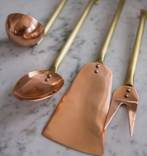 Copper Utensils with Hanging Rod Hanging Utensils, Kitchen Backplash, Royal Kitchen, Coconut Shell Crafts, Coconut Cups, Brass Rod, Copper Bathtubs, Copper Utensils, Custom Range Hood