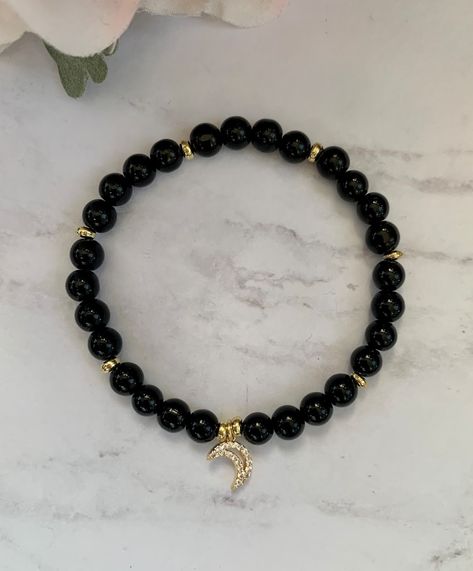 Black And Gold Beaded Bracelets, Black Bracelet Ideas, Shifting Hogwarts, Beaded Bracelet Diy, Hogwarts Dr, Butterfly Charm Bracelet, Black Bangle, Moon Gold, Ankara Gown