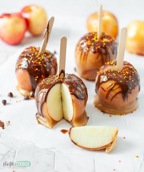 Enjoy fall apple harvest with these delicious and easy to make Dairy Free Caramel Apples! Our dairy free caramel apples are easy to make and decorate, and they are perfect for Halloween treats.Caramel covers about 6-7 small (3 inch) applesGluten free, dairy free, peanut free, vegan. Soy free if using the Country Crock plant butter STICKS (the tubs contain soybean oil) Dairy Free Caramel Apples, Date Caramel Apples, Vegan Caramel Apples, Dairy Free Caramel, Gluten Free Caramel Apples, Vegan Caramel Apple, Plant Butter, Halloween Breakfast, Country Crock