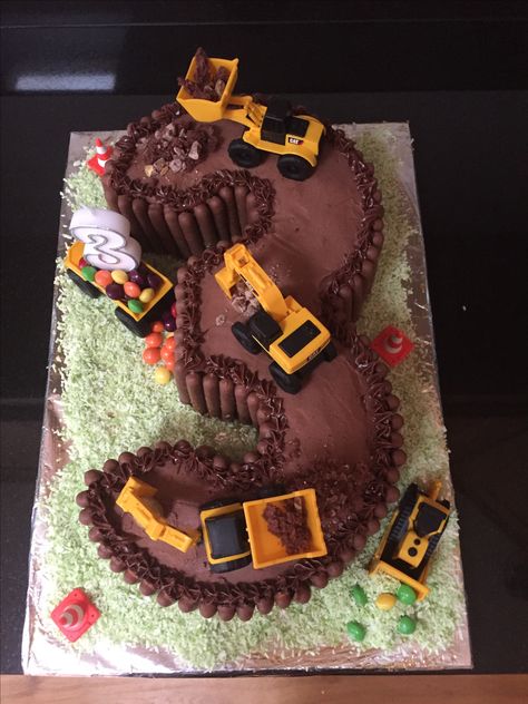 Digger Cake Construction Food Ideas, Number 3 Cake, Digger Birthday Cake, Lightning Mcqueen Birthday Cake, Ideas For Birthday Party, Digger Cake, Construction Birthday Cake, Digger Birthday, Lego Birthday Cake