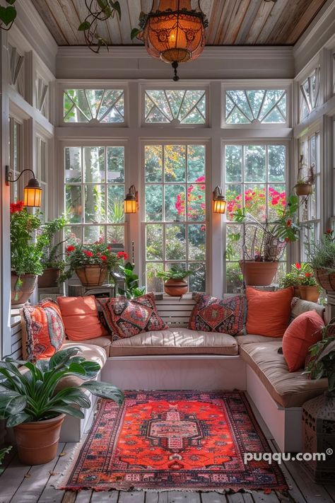 Small Sunroom Ideas, Cozy Sunroom, Small Sunroom, Sunroom Decorating, Sunroom Designs, Ideas Garden, Apartment Balconies, A Living Room, Home Decor Tips