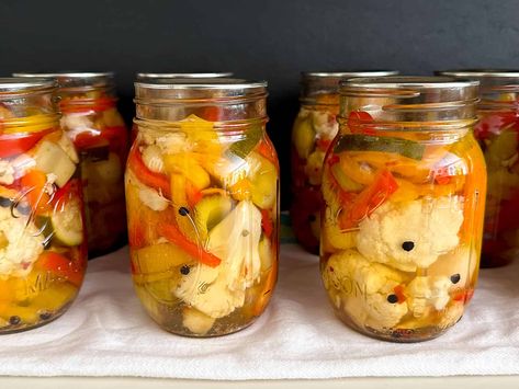 Ball Canning's Giardiniera (Jardinera) Canned Gardinera, Canned Giardiniera Recipe, Giardiniera Recipe Canning, Canning Giardiniera Recipe, Homemade Giardiniera, Homemade Giardiniera Recipe, Giardiniera Recipe, Pickled Cauliflower, Canning Pickles