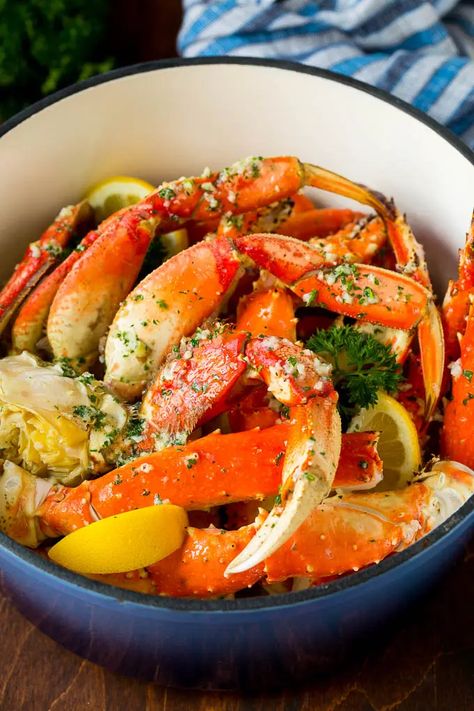 A pot of crab legs tossed in garlic butter. Side Dishes For Crab, Steamed Crab Legs, Crab Legs Recipe, Seafood Recipes Crab, Crab Dishes, Delicious Seafood Recipes, Impressive Recipes, Garlic Butter Sauce, Crab Recipes