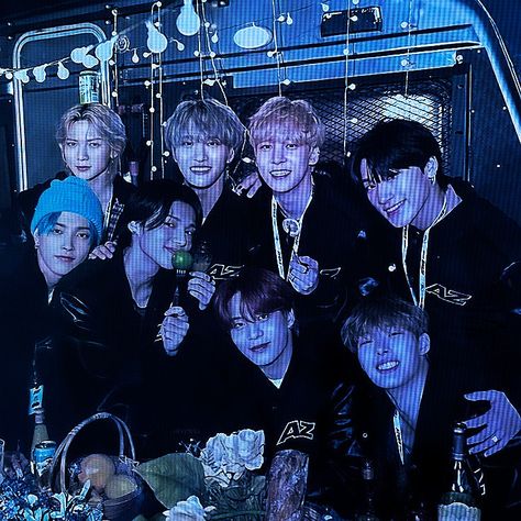 Ateez Tablet Wallpaper, Ateez Dark Blue Aesthetic, Ateez Blue Aesthetic Icon, Ateez Blue Wallpaper, Ateez Purple Aesthetic, Blue Aesthetic Korean, Ateez Blue Aesthetic, Ateez Cybercore, Ateez Widget