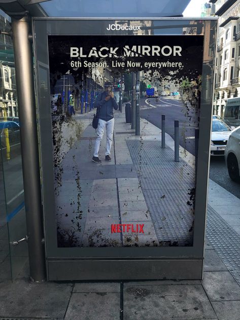 Stefan Sagmeister, Publicidad Creativa, Street Marketing, Live Now, Outdoor Advertising, Bus Stop, Creative Ads, Creative Advertising, Black Mirror