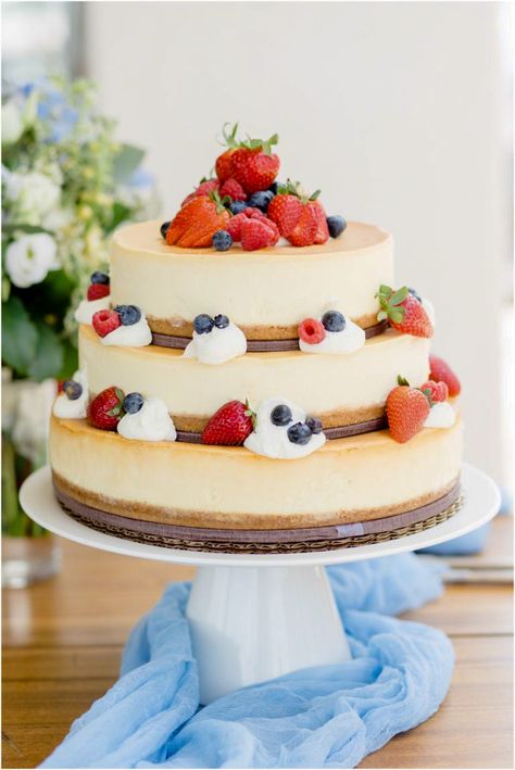 Cheesecake Wedding Cake Ideas, Costco Cheesecake, Wedding Pies, Pie Wedding Cake, Cheesecake Wedding, Yogurt Pie, Layer Cheesecake, Cheesecake Wedding Cake, Cake Alternatives