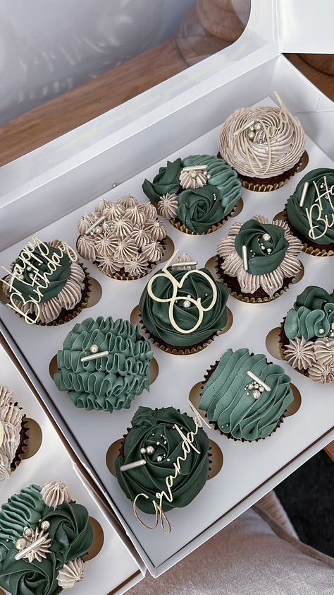 Cupcakes for male, grandad cupcakes, green cupcakes, olive cupcakes, sage green cupcakes Olive Green Cupcakes, Male Cupcakes Ideas, 18th Birthday Cake Male, Cupcakes Sage Green, Green And White Cupcakes, Birthday Cupcakes For Men, Birthday Cupcakes Ideas For Men, Green Cupcakes Ideas, Sage Green Cupcakes