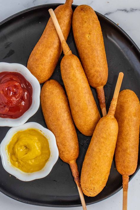 Air Fryer Corn Dogs, Air Fryer Corn, Lettuce Wraps Healthy, Easy Chicken Stir Fry, Cilantro Lime Slaw, Soul Food Dinner, Classic Recipes, Cod Recipes, Frozen Corn