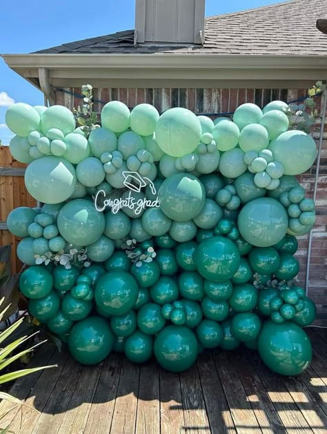 Sponge Bob Birthday, Teal Balloons, Balloon Arch Ideas, Balloons Art, Party Event Ideas, Decor Balloons, Party Theme Decorations, Spongebob Birthday, 21st Birthday Decorations