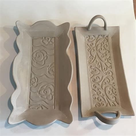 Terrific No Cost Slab Pottery ideas Style Image result for Slab Pottery Ideas for Beginners #Cost #ideas #Pottery #Slab #Style #Terrific Pottery Texture, Handbuilt Pottery, Slab Ceramics, Pottery Store, Beginner Pottery, Pottery Platter, Pottery Form, Hand Building, Pottery Handbuilding