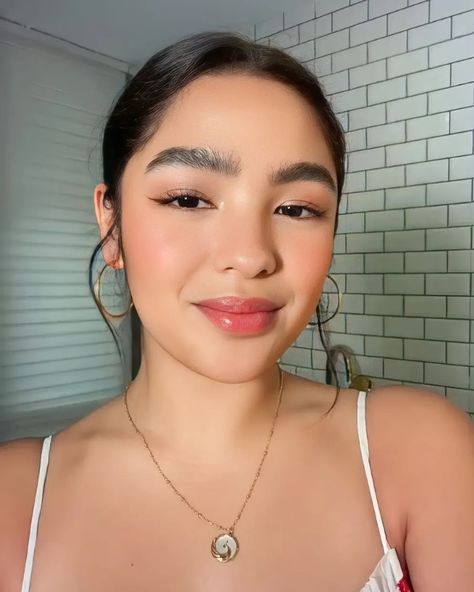 Andrea Brillantes Makeup, Rpw Background Template, Graduation Look, Makeup Cute, Ootd Aesthetic, Faded Hair, Background Template, Make Up Inspo, Best Photo Poses