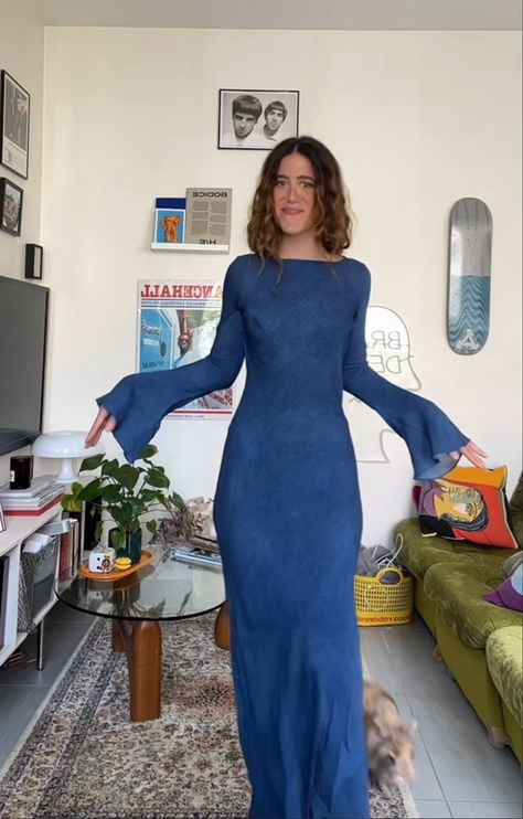 Saudi Wedding Guest Dress, Christmas Dress Modest, Rebecca Pearson Outfits, Boat Neck Dress Outfit, 90s Modest Fashion, Blue Silk Dress Long Sleeve, Long Casual Dress Outfit, Modest 90s Fashion, Modest Dress Aesthetic