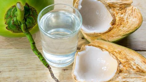 Ad2stream - Air kelapa, yang berasal dari buah kelapa, telah lama dikenal sebagai salah satu jenis minuman alami yang sangat populer di kalangan masyarakat, baik di kawasan tropis maupun di berbagai belahan dunia. Kelezatan dan kesegaran yang ditawarkan oleh air kelapa menjadikannya pilihan favorit untuk mengatasi rasa haus. Namun, lebih dari sekadar kesegaran, manfaat air kelapa begitu banyak, yaitu kesehatan yang menjadikannya sebagai pilihan yang cerdas untuk dikonsumsi secara rutin.... h... Air Kelapa, Intestinal Health, High Fever, Upset Stomach, Healthy Digestion, Nutritious Meals, Natural Healing, Skin Health, Chia