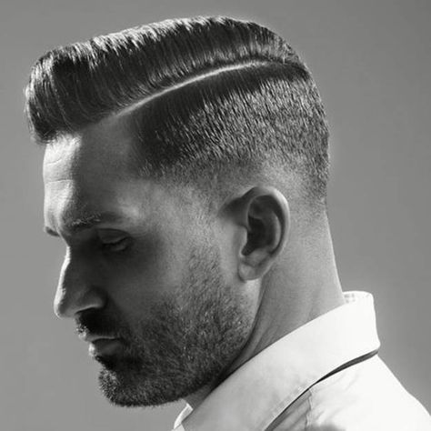 11 On-trend Undercut Combover Hairstyles for Modern Men Combover Hairstyles, Side Part Haircut, Hair Myth, Comb Over Haircut, Side Part Hairstyles, Haircut Style, Long Hair On Top, Oval Face Hairstyles, High Fade