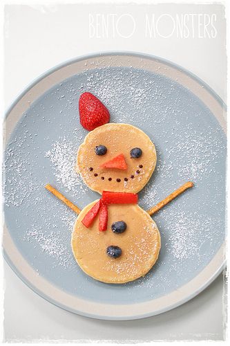 Snowman Pancakes, Christmas Pancakes, Food Art For Kids, Breakfast Party, Christmas Brunch, Xmas Food, Christmas Breakfast, Christmas Cooking, Christmas Snacks