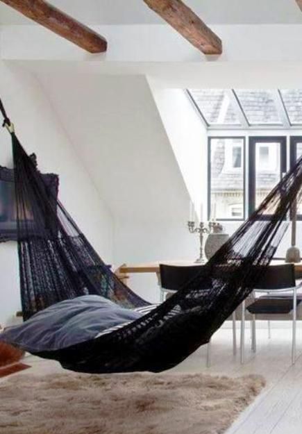 Relaxing Interior Design Ideas Bringing Hammocks into Modern Rooms Indoor Hammock, Decoration Inspiration, Style At Home, My New Room, Home Fashion, 인테리어 디자인, My Dream Home, White Walls, Design Interior