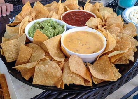 Salsa Aesthetic, Fast Food Items, Food Coma, Food Heaven, Food Goals, Food Is Fuel, Tortilla Chips, Healthy Snacks Recipes, Food Cravings