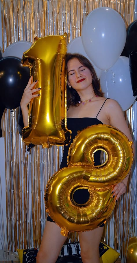 18th Birthday Outfit Ideas, Outfit Ideas Male, 18th Birthday Party Outfit, Bday Background, Birthday Outfit Ideas, 18th Birthday Outfit, 18th Birthday Party Themes, 18th Birthday Decorations, 17th Birthday Ideas