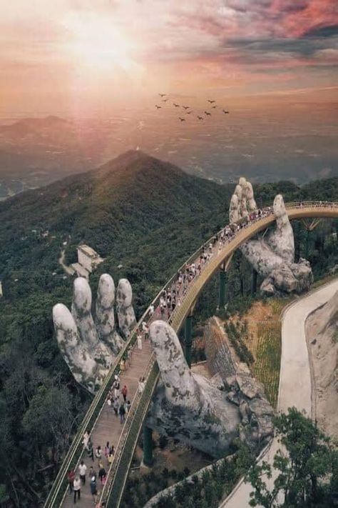 Golden Bridge, Beautiful Vietnam, Future Travel, Da Nang, Beautiful Places To Visit, Art Original, The Golden, Places To See, Travel Destinations