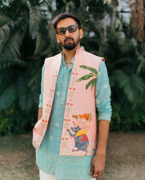 Painting Sarees, Jacket Painting, Apologizing Quotes, Indian Wedding Clothes For Men, Mehendi Outfit, Kids Dress Boys, Groom Dress Men, Mens Wear Wedding