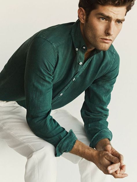 Emerald Green Shirt Men, Emerald Green Shirt, Massimo Dutti Men, Green Shirt Men, Metrosexual Men Fashion, Professional Man, Mens Rugged, Professional Men, Rugged Style