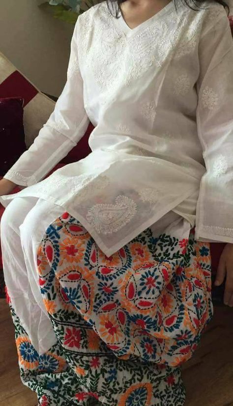 White Kurta With Colourful Dupatta, Off White Chikankari Suit, Broket Kurta Design, Chikankari Styling, White Chikankari Kurta Styling, White Chikankari Suits, Chikankari Kurta Designs, Casual Kurti Outfits, Phulkari Kurta