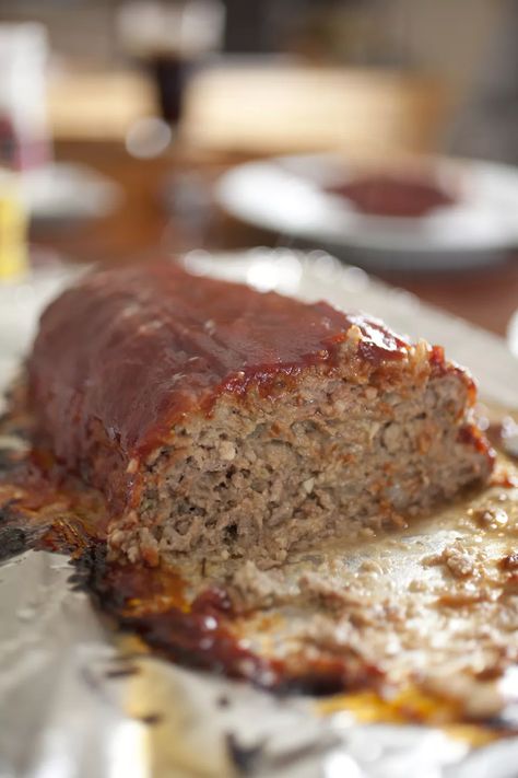 Tasty South Beach Diet Turkey Meatloaf Recipe Turkey Meatloaf Healthy, Bbq Meatloaf, Stuffed Meatloaf, Slow Cooker Bacon, South Beach Diet Recipes, Turkey Meatloaf Recipes, Dinner Homemade, Homemade Lunch, Bbq Bacon