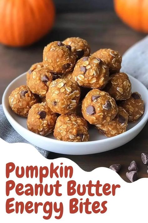 Pumpkin Peanut Butter Energy Bites are the ultimate fall snack! These no-bake bites are filled with fiber, protein, and natural sweetness from pumpkin, peanut butter, and honey. Quick to make and perfect for an energy boost throughout your day. Whether it's a snack after a workout or a quick breakfast, these bites have you covered. Pin this easy recipe to make your own! Kidney Friendly Recipes Renal Diet, Peanut Butter And Honey, Healthy Low Carb Breakfast, Baked Pumpkin Oatmeal, Pumpkin Peanut Butter, Peanut Butter Energy Bites, Granola Bites, Protein Balls Recipes, Kidney Friendly Foods