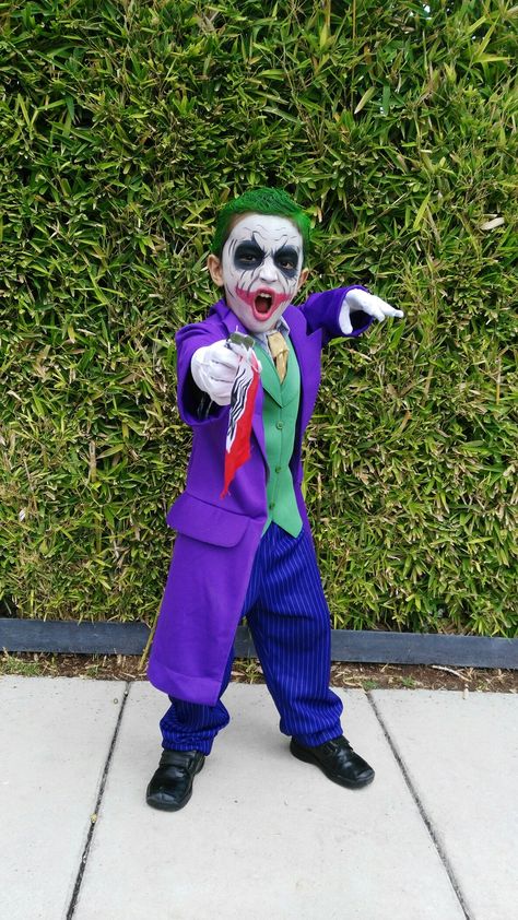 Joker boy Joker Diy Costume, Joker Costume, Diy Costumes Kids, Kids Costumes Boys, Diy Costume, Halloween Make, Diy Costumes, Grimm, Halloween Ideas