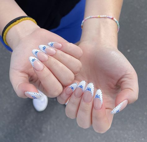 Coastal Nails Aesthetic, Costal Cowgirl Nails, East Coast Nails, Coastal Cowgirl Nails, Nails For Italy Trip, Coastal Granddaughter Nails, Pottery Nails, Nails Coastal, Coastal Nails