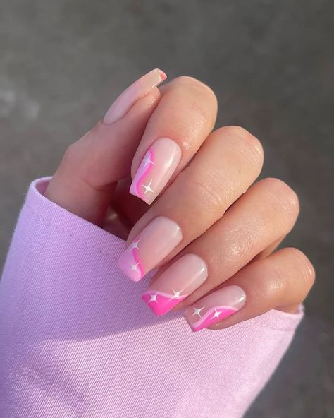 45 Fabulous Barbie Nails That Embrace The Barbiecore Trend Nail Almond, Nail Simple, Barbie Pink Nails, Simple Valentines, Nail Pink, Nail Short, Valentines Nail, Valentine Nail, Cute Pink Nails