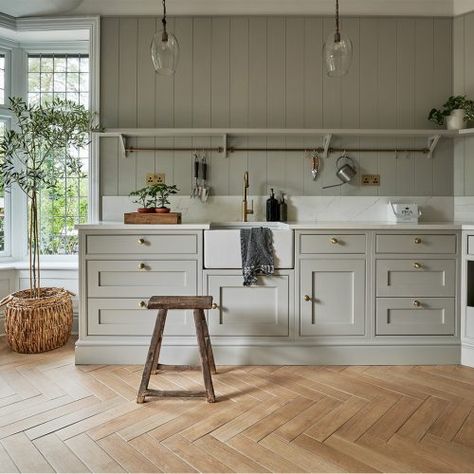 Feather and Faff 1 Wood Effect Porcelain Tiles, Renovation Inspiration, Wood Effect Tiles, Large Format Tile, Neutral Interiors, Shaker Kitchen, Paint Colours, Utility Rooms, Porcelain Tiles